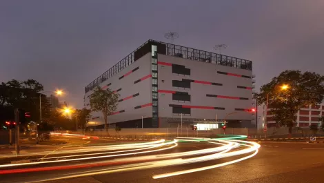 1 net north building nightshoot