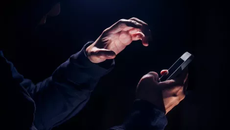 Smartphones are the new battleground for ID theft as hackers hone their craft