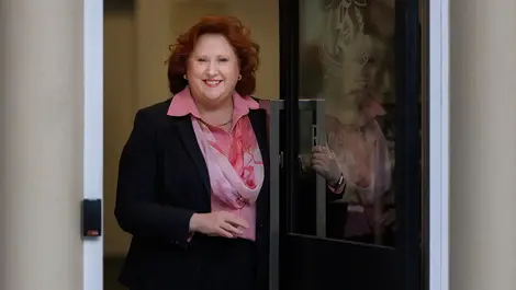 Lorna beegan  strathcona girls grammar principal 80 